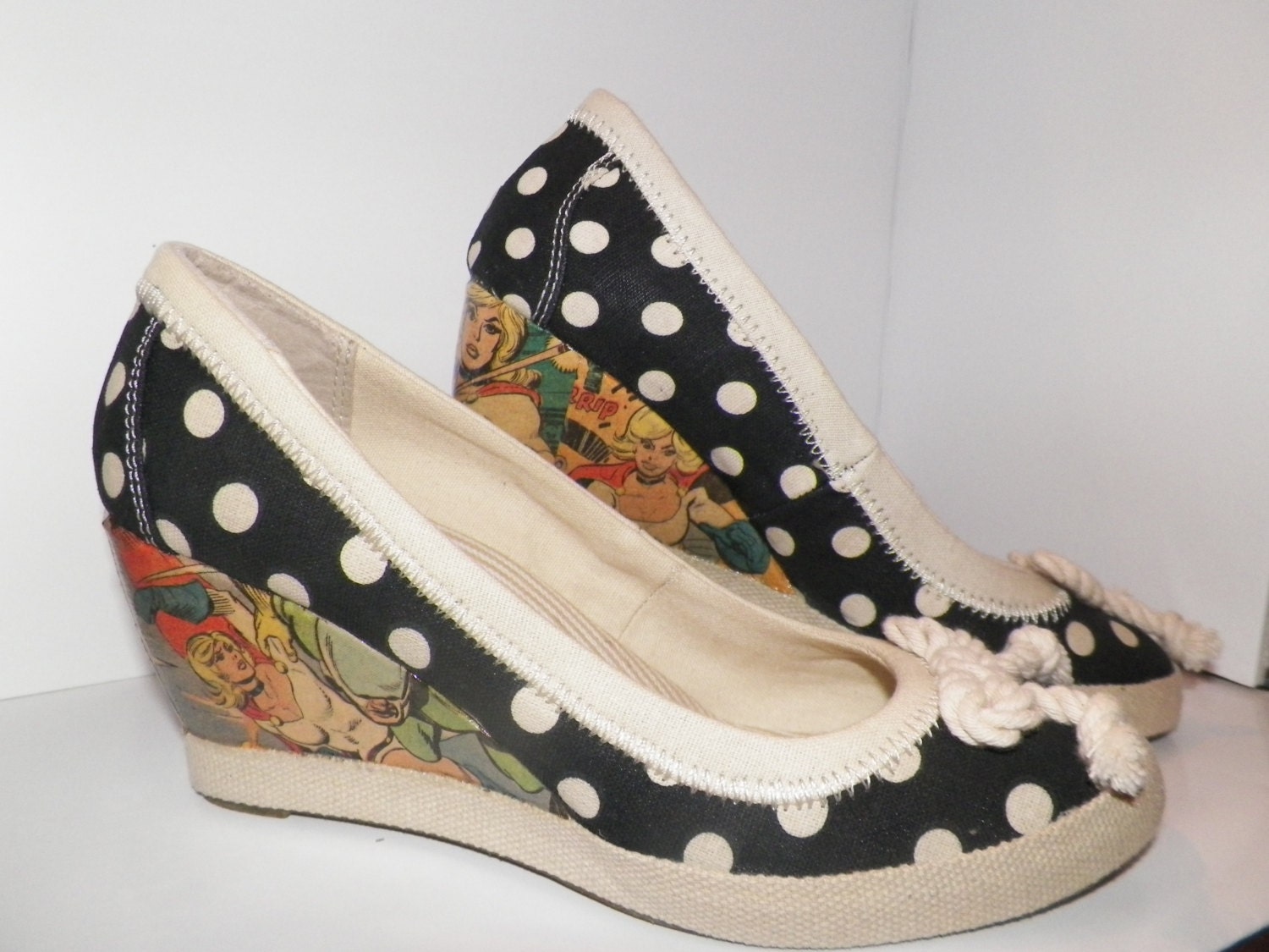 Power Girl Retro wedge size 7 READY TO SHIP