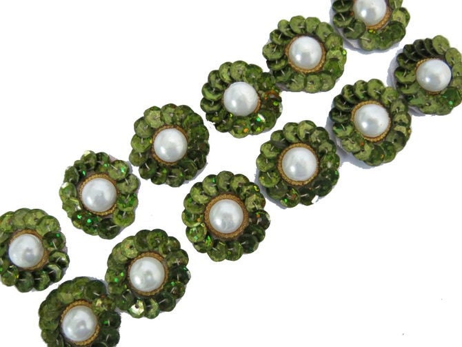 FREE SHIPPING Round Green Pearl Beaded Patch Sew On Craft India New 20 Pcs - AP86B