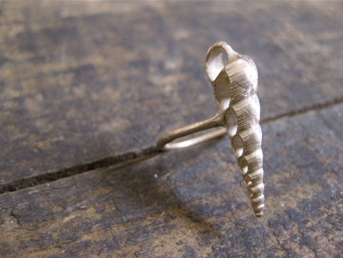 Turitella Talon Ring // Bronze