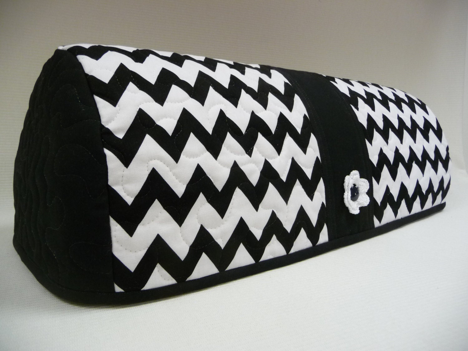 BLACK and WHITE CHEVRON - Cricut Dust Cover - Cricut Cozy - Expression Dust Cover - Expression Cozy - Dust Cover - Cozy - Cover
