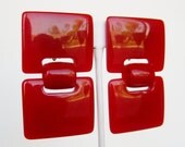 Vintage 40s Cherry Red Bakelite Square Dangle Clip On Earrings