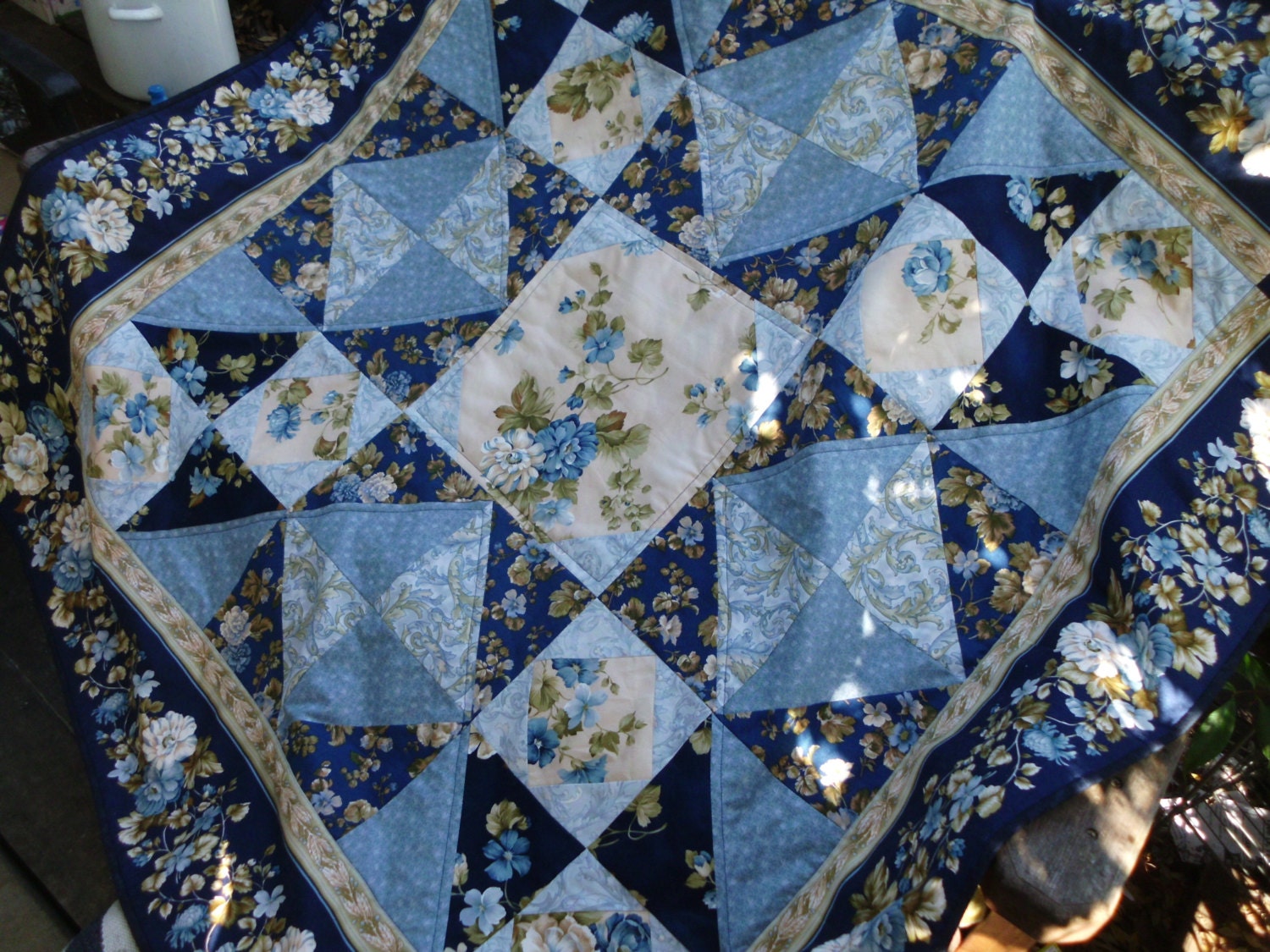 Blue star quilt