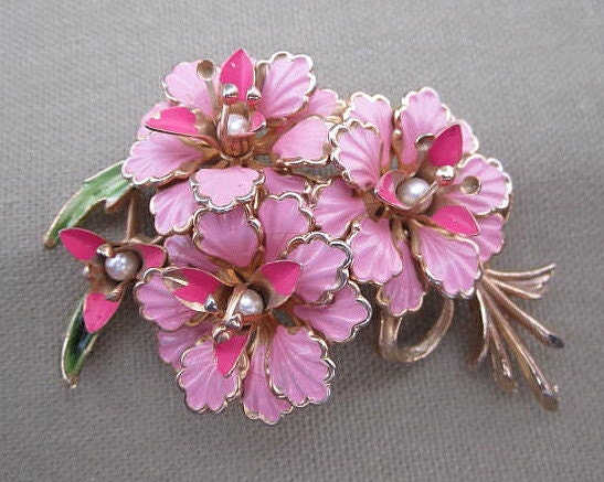 Pink Enameled Vintage Dogwood Flower Brooch
