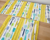 Quilted Placemats yellow white retro