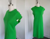 1960's Vintage Green Shift Dress with Metal Button on the Shoulder