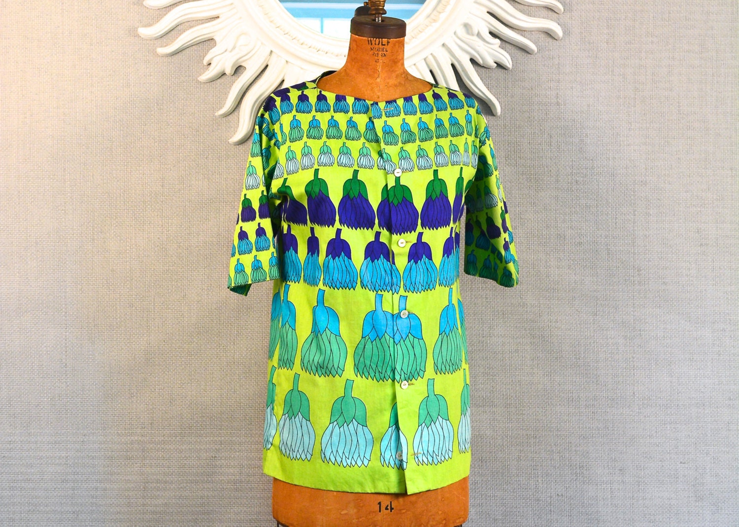 60s Bonwit Teller Shirt/ Lotus Flower, Green Print Tunic/ Vintage Designer