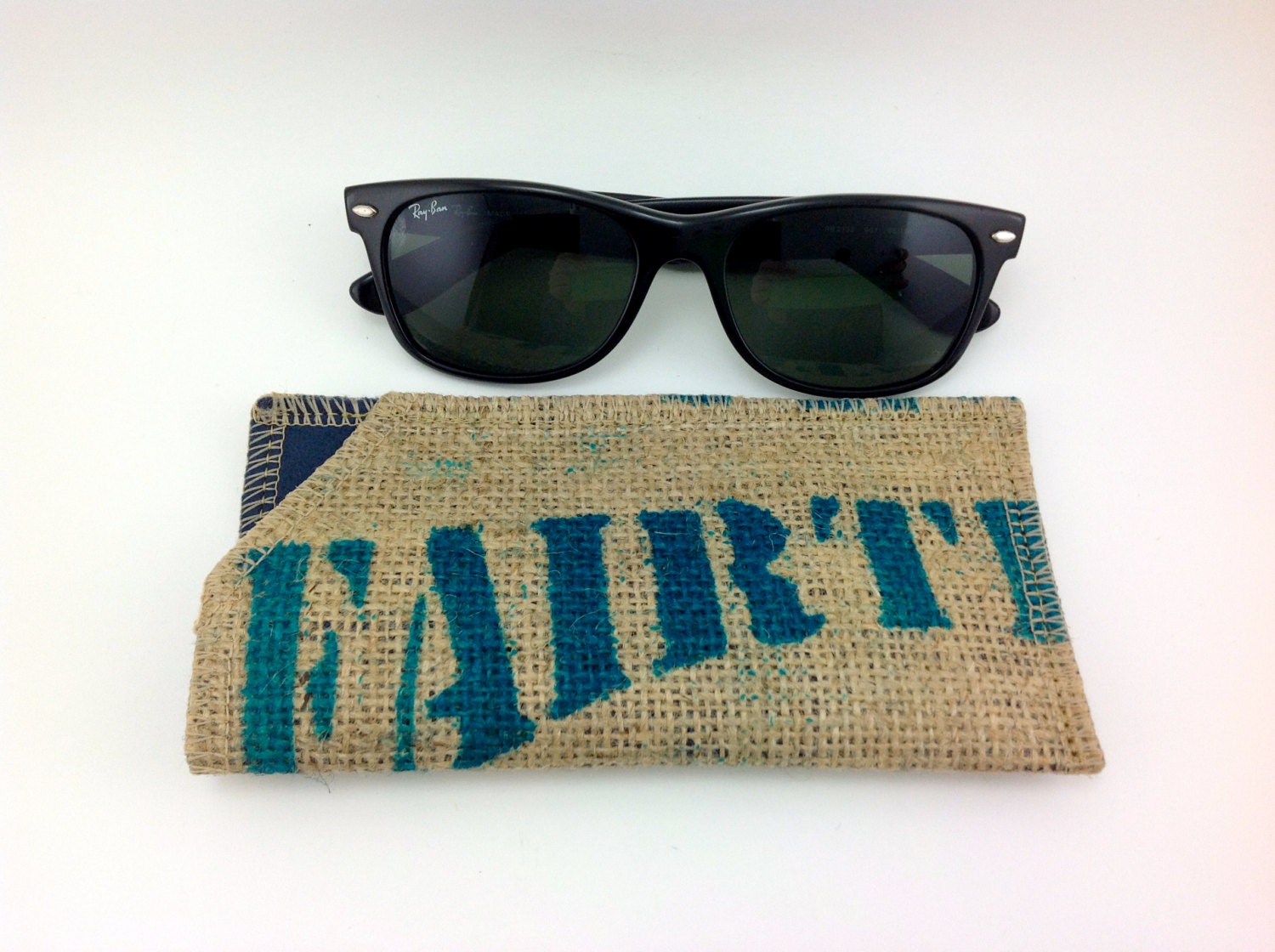 Burlap Eyeglass / Sunglass Case. Felt lined. Upcycled Coffee Bean Sack . Handmade eyeglass sleeve