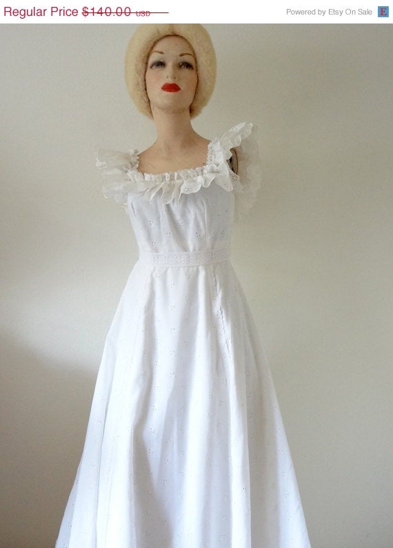 SALE- Vintage 1970s Boho Style Wedding Dress of White Eyelet Lace / princess bride