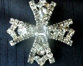 Gorgeous Vintage Maltese Cross Clear Rhinestone Brooch