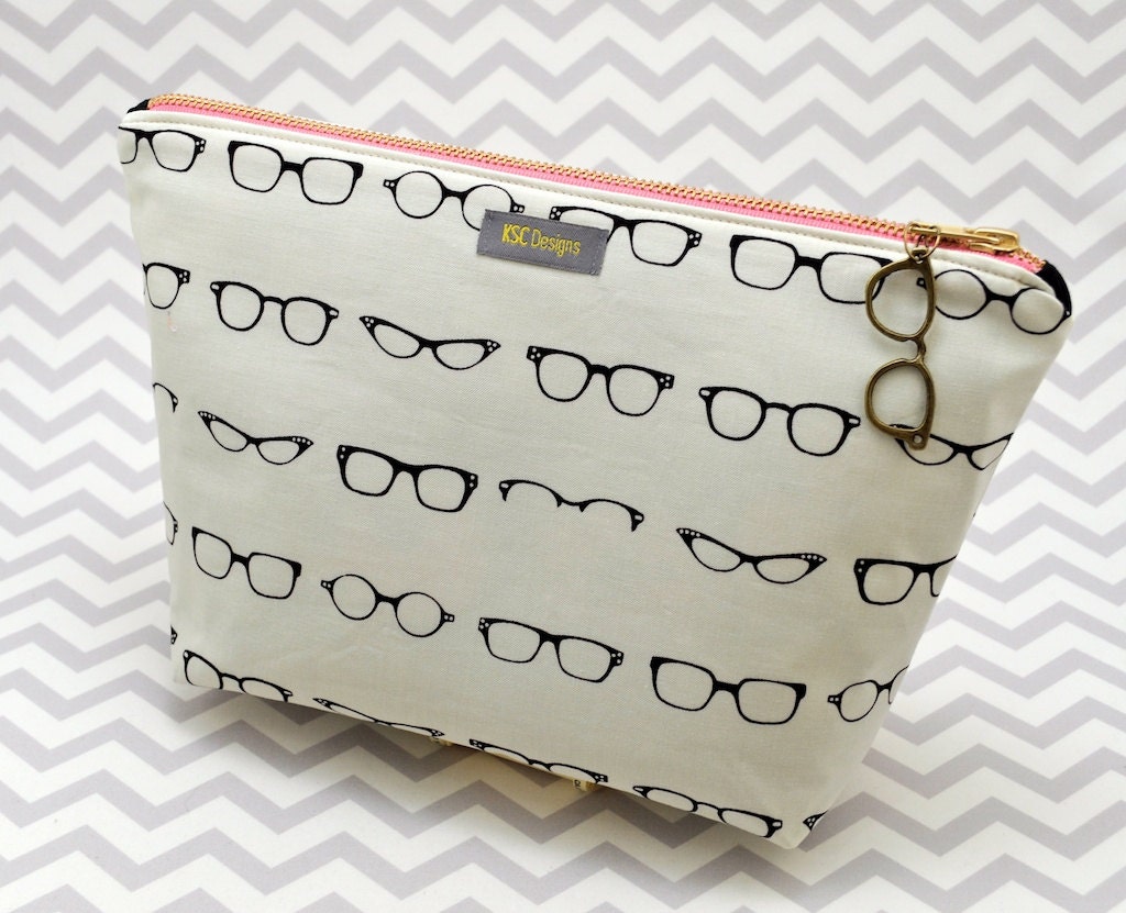 Limited Edition Large Big Wedgie Bag, Cosmetic Case - Geek and Retro Glasses