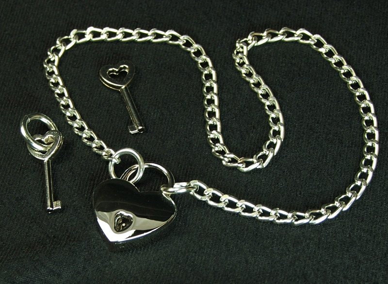 BDSM Locked Chain Collar Silver Tone Heart Lock Small Day Collar Bdsm jewelry locking collar