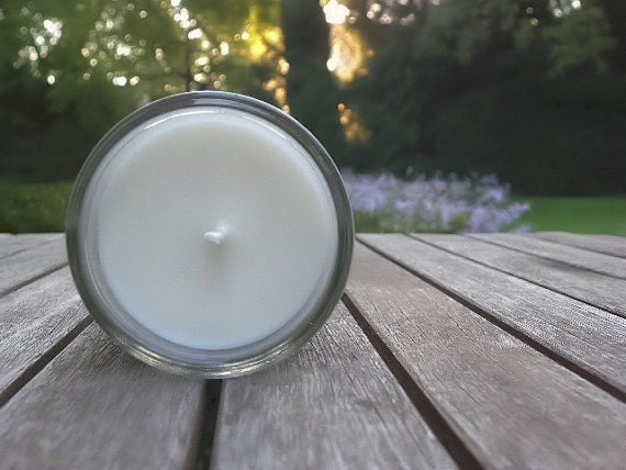 Peppermint Eucalyptus Soy Candle - Fresh, clean and minty. Pure essential oil, highly fragrant