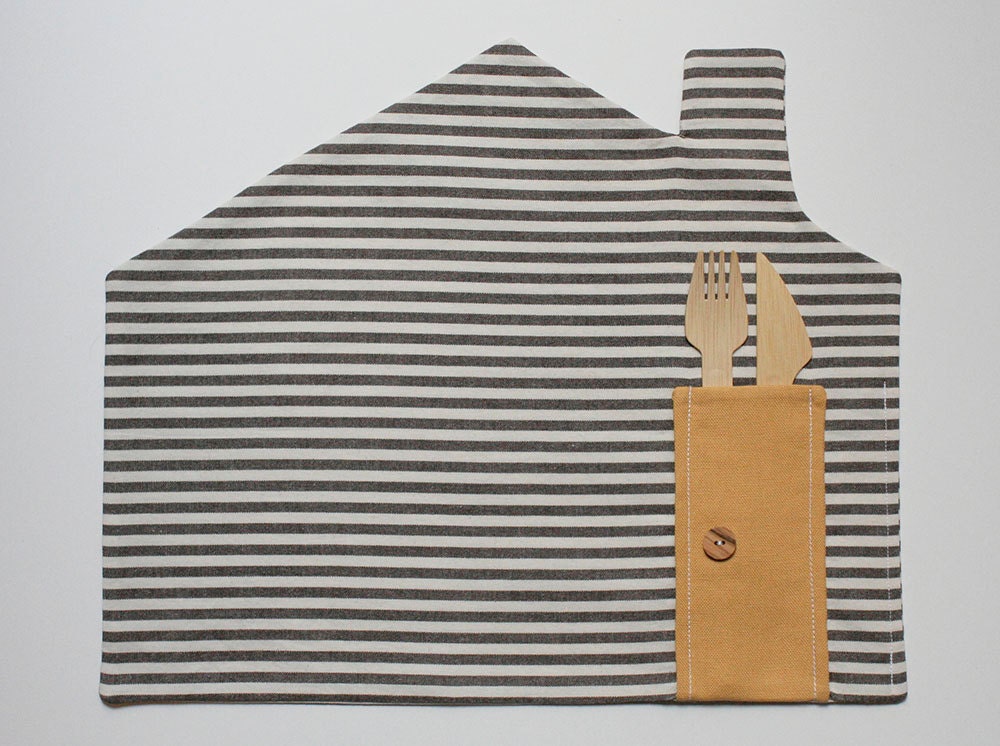 placemat - gunmetal & white stripes