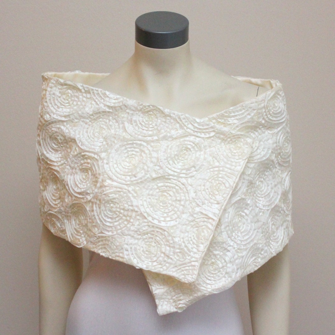 Ivory Rose Embellished Bridal Shrug Capelet Bridal Stole Flower Shrug Bridesmaid Wrap 3 Colors CUSTOM MADE
