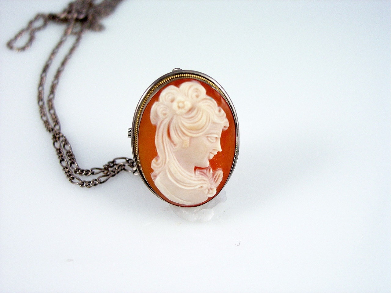 Vintage Carved Shell Cameo Brooch Pendant 830 Silver with Chain