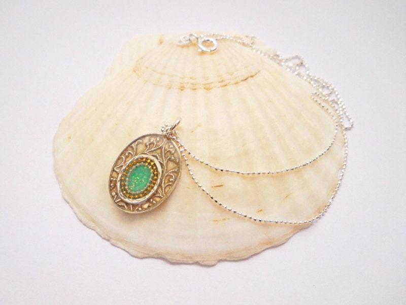 Oval Silver pendant with green center, Sterling silver necklace with silver filigree