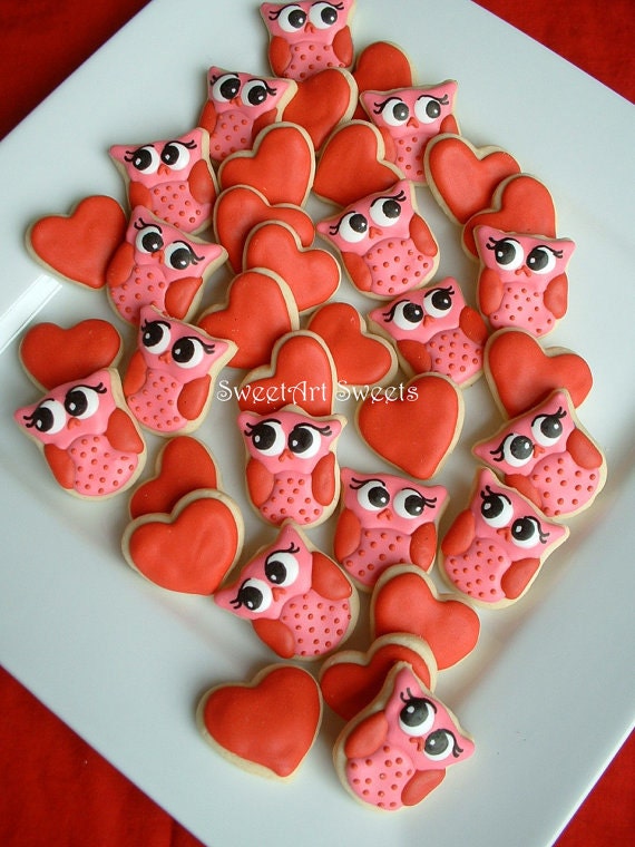 Owl cookies and Hearts - Valentine Cookies - 4 dozen - FEATURED on Etsy Finds