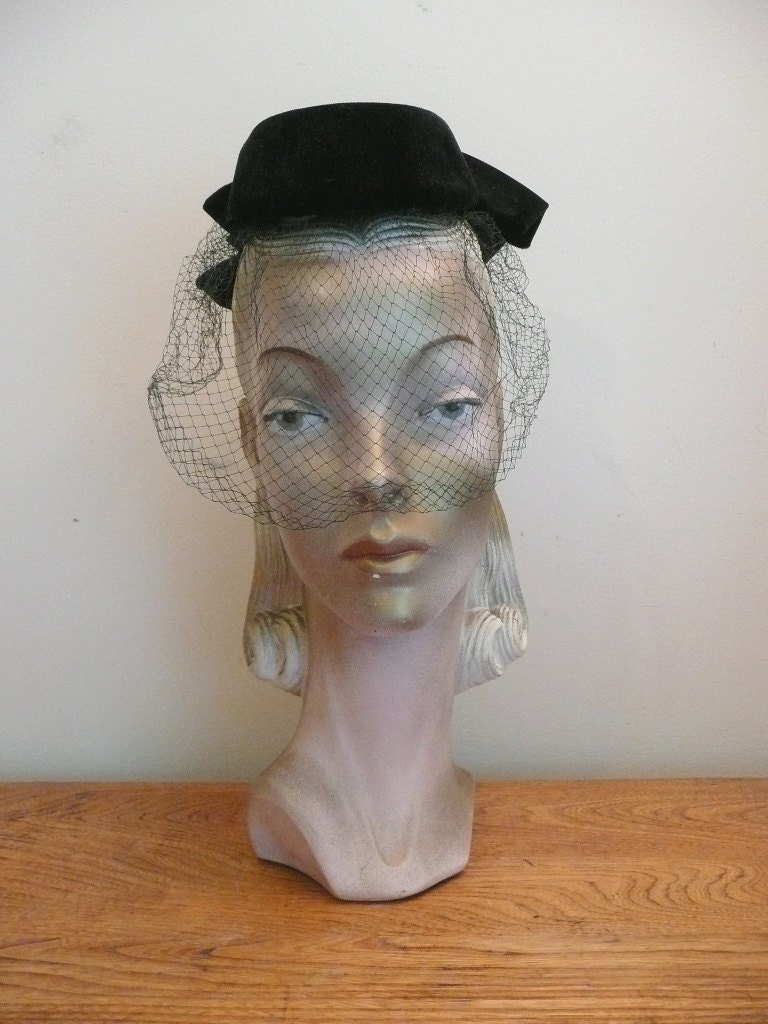 1940s Miss Sally Victor Black Velvet Bow Hat 40s Vintage
