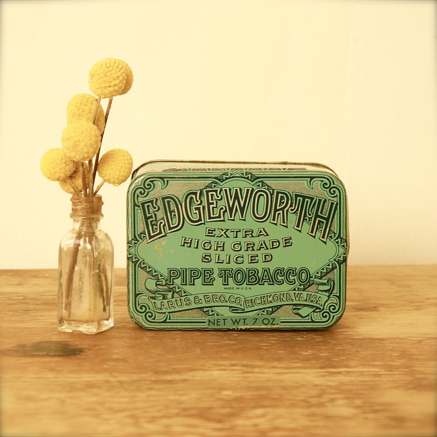 vintage tobacco tin Edgeworth pipe tobacco