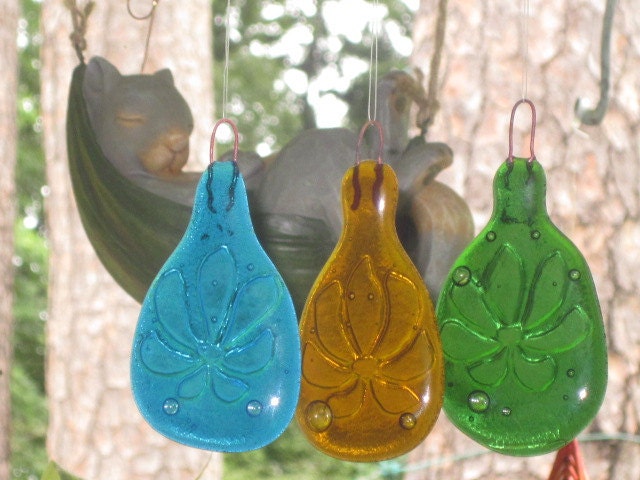 Glass Wind Chime Casablanca Lily, Slumped Vintage Wheatons, 3" Miniature Bottles / Willow branch, bottle windchimes