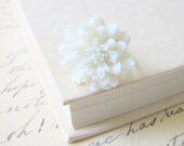 Summer Jewelry White Flower Ring Wedding Accessories Bridal Gifts Bridesmaids Romantic Jewelry Shabby Chic Jewelry