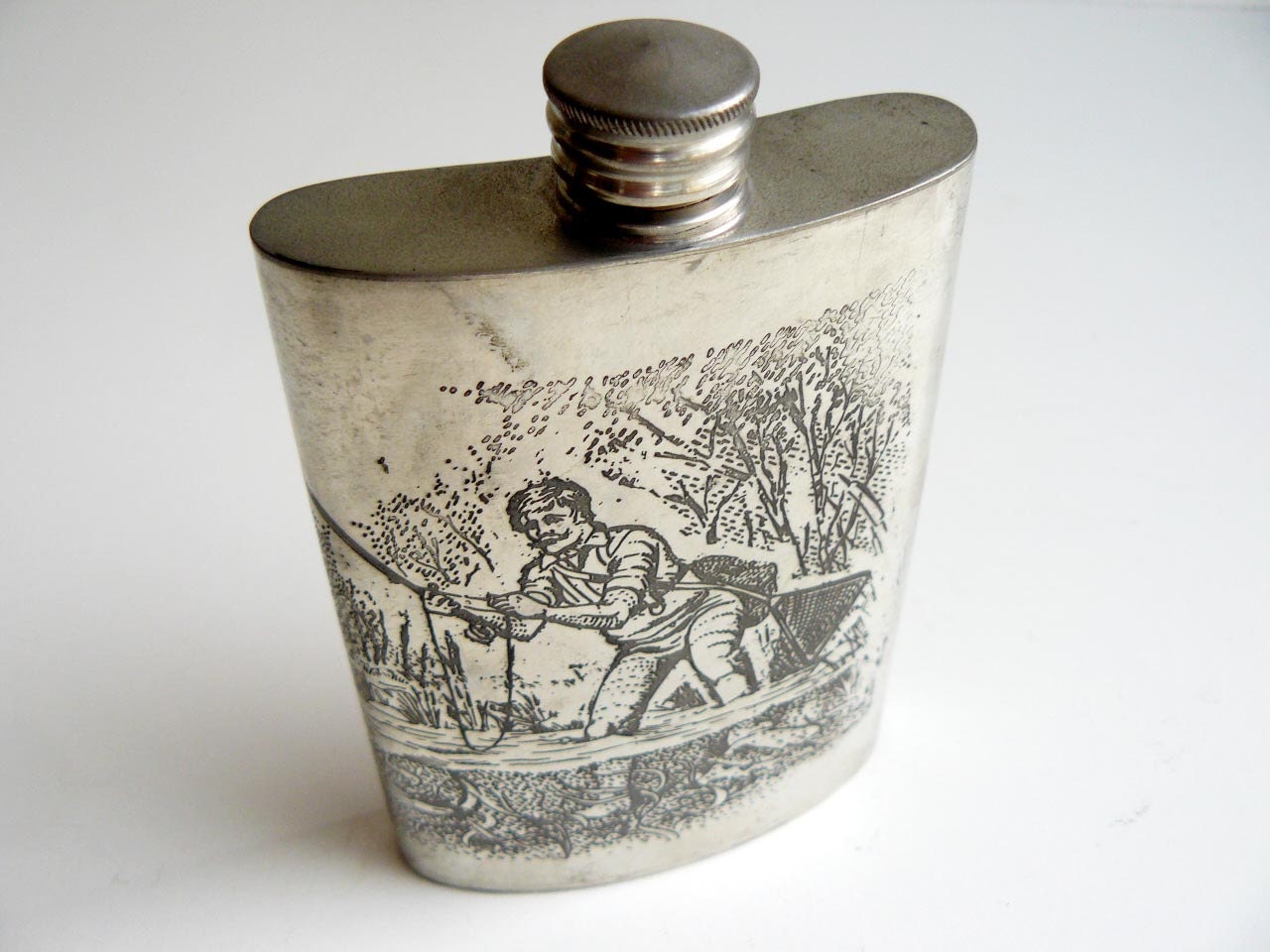 vintage pewter whiskey hip flask fly fishing