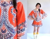 SALE vtg 60s ANGEL SLEEVE bright orange Dashiki tunic top xs hippie boho colorful festival kimono shirt