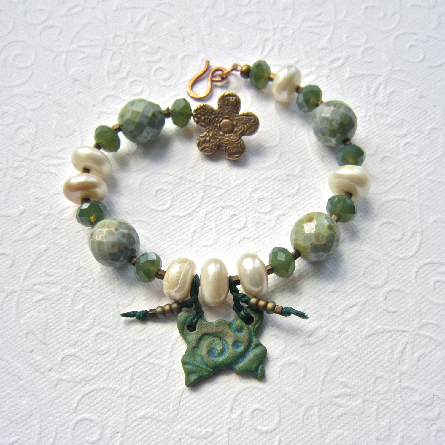 Butterfly bracelet, Beaded bracelet, ceramic butterfly bracelet, Pearl bracelet