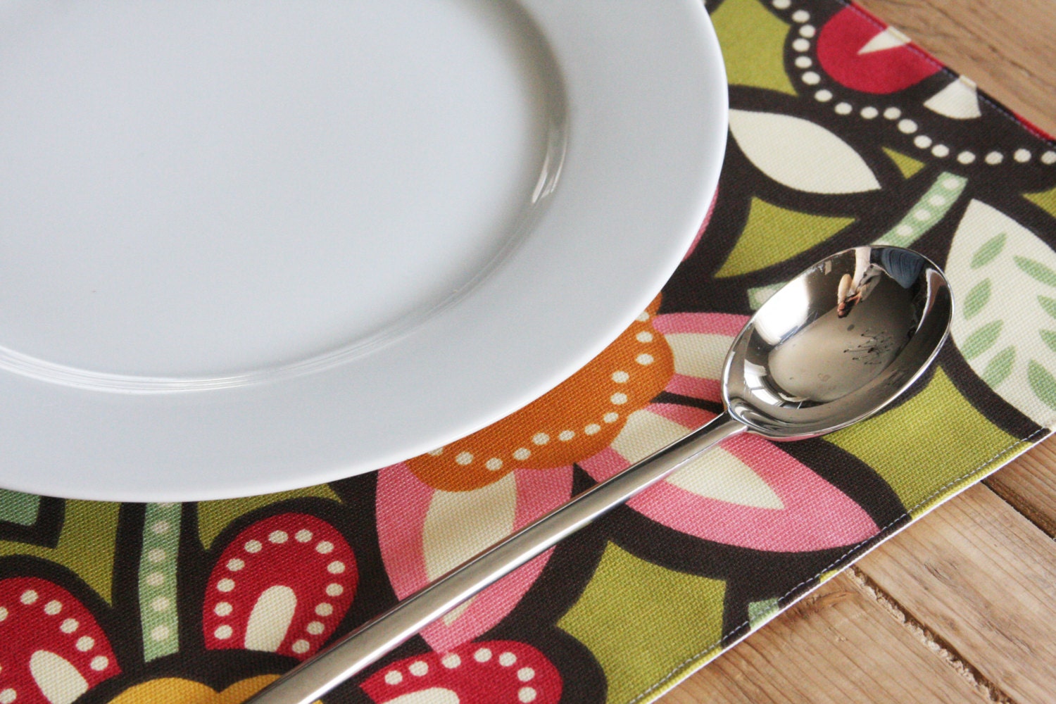 Cloth Placemats - Green Big Floral - Set of 4 FREE SHIPPING
