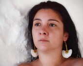 Crochet Bohemian Chic Bridal Dangle Earrings in White, Gold Wedding Varnished Hippie Boho Gypsy Style Jewelry Flower Semicircle