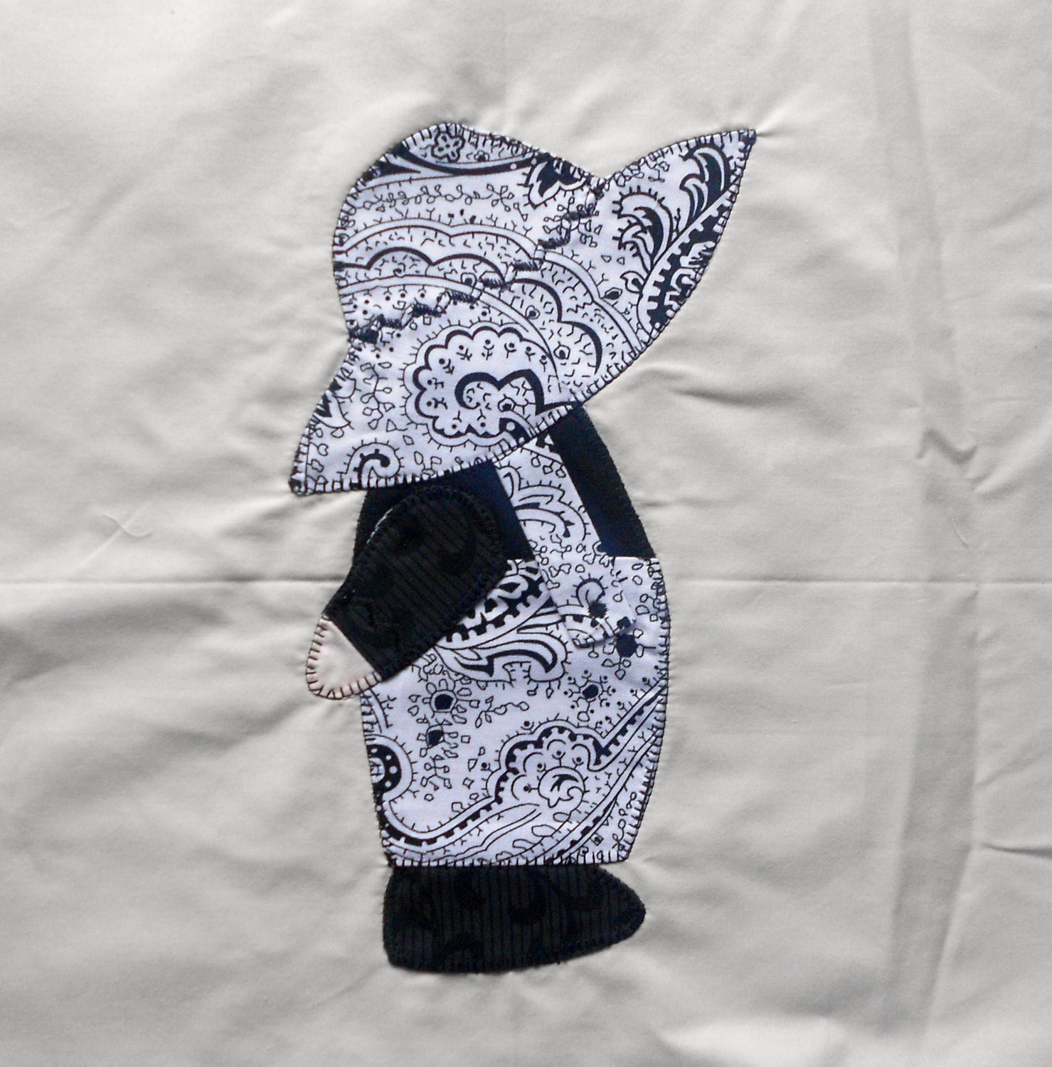 Beautiful Applique & Embroidered SUSPENDER OVERALLS SAM Sunbonnet Sue 12" Quilt Block Square No. 3