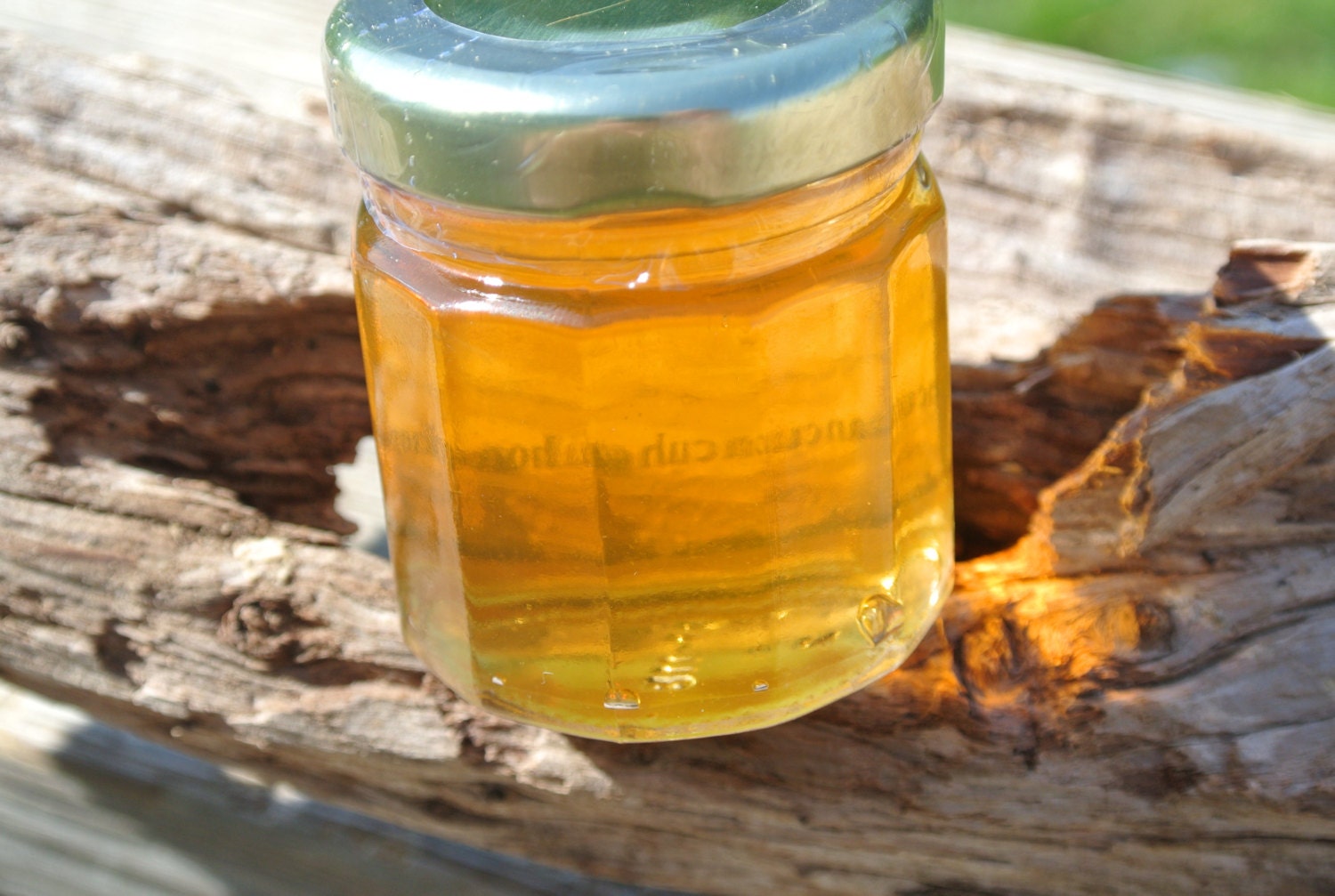 Wedding Honey Favors,  24 Gift  Jars, Freshly Filled & Safety Sealed
