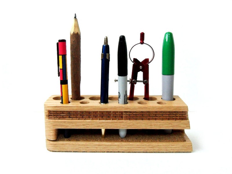 Hand-crafted Solid Oak Pencils/Pens Holder