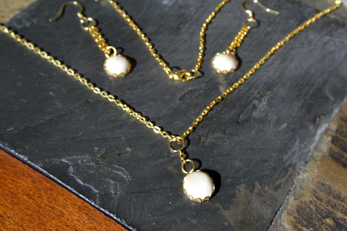 Natural coffee and cream Hawaiian cat's eye shells,  jewelry set for the beach lover
