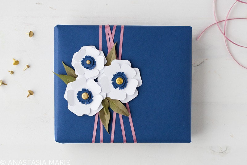 White Anemone - 3D Layered Paper Flower - Gift Wrap
