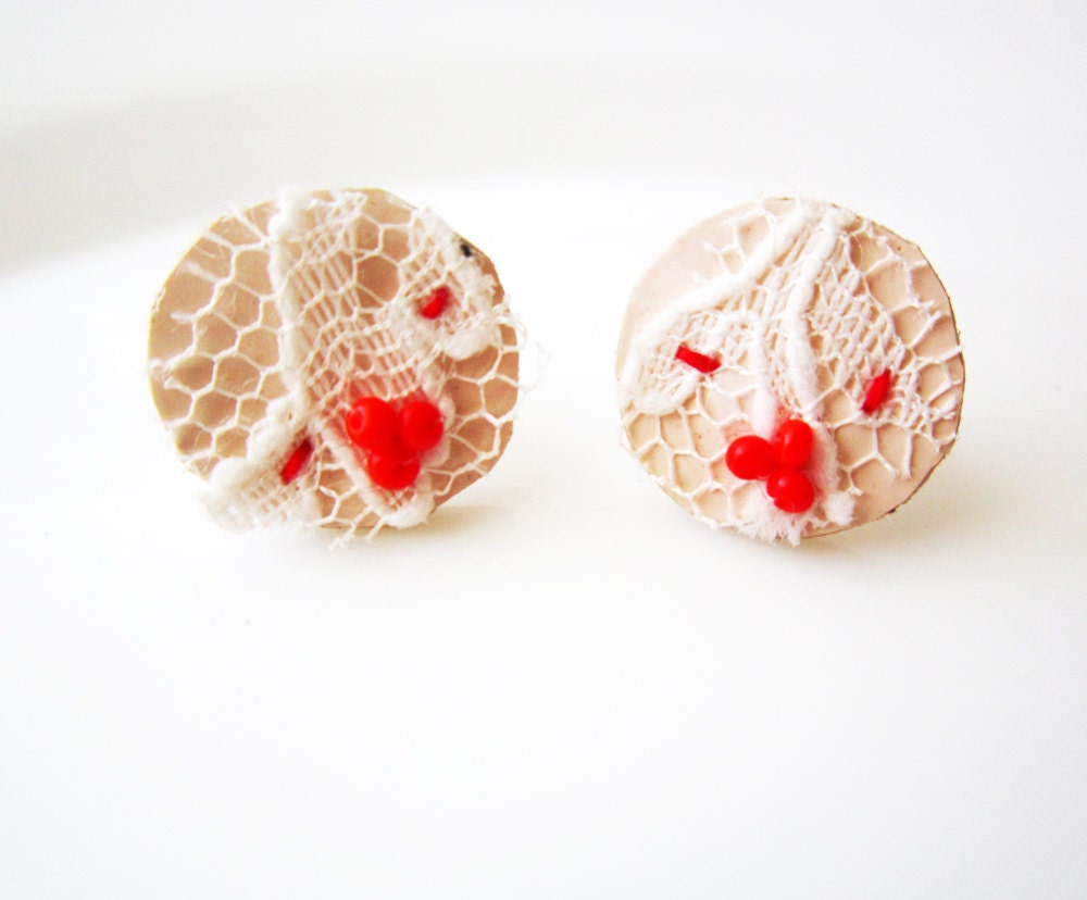 White lace earrings - Red beads lace ear posts - Lace leather studs - Romantic pastel jewelry