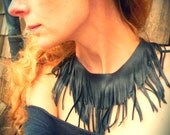 Naispar - black leather fringe necklace