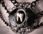 Gothic real tooth animal antiqued cameo black onyx silver filigree chained necklace jewelry