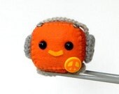 Amigurumi PeaceRobot MochiQtie - Crochet Amigurumi mochi size mini toy doll