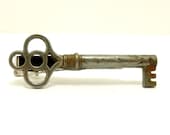 Skeleton Key Tie Clip, Steampunk Men's Tie Tack