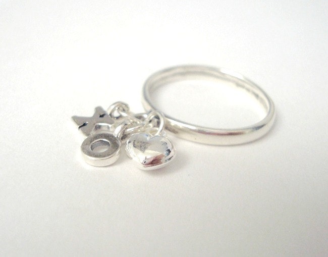 Flicky Ring - XO - Sterling Silver Dangle Charm Ring