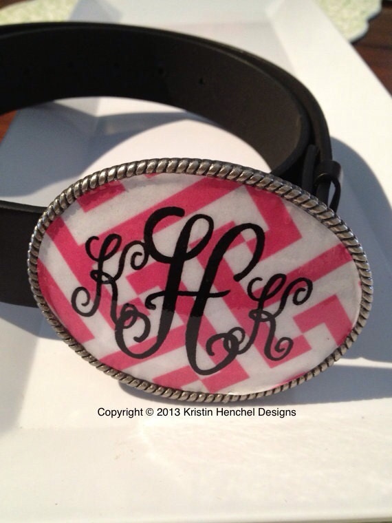 Monogram enamel belt buckle - pink and white with black initials