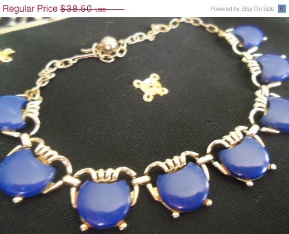 Vintage Blue Lucite 1950's Necklace Collectible Jewelry Mad Men Mod Rockabilly Accessories