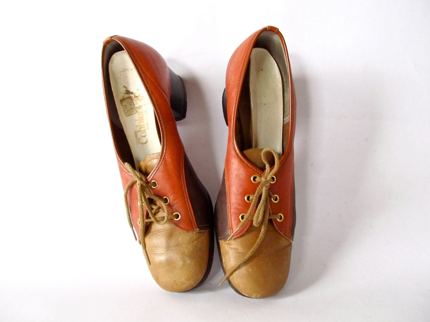 Vintage 60s Shoes . Size 8 . Burnt Umber, Brown, and Tan Color Block Leather Shoes . - GinnyandHarriot