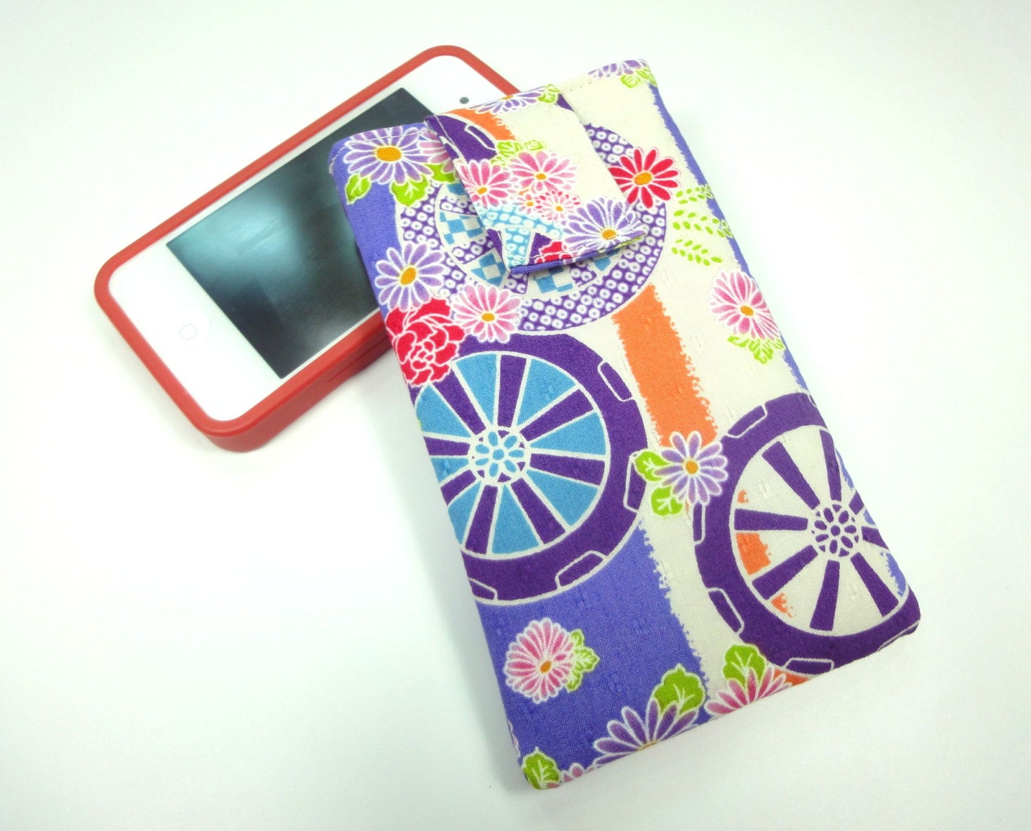 iPhone 5 sleeve Cute iPhone Cover Unique iPod Case Japanese Kimono Cotton Fabric Wheels Flowers Purple