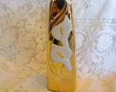 Art Deco Budvase in goldtone metal with lilies