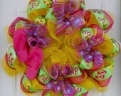 Yellow Mesh Spiral Summer Flippity Flop Wreath