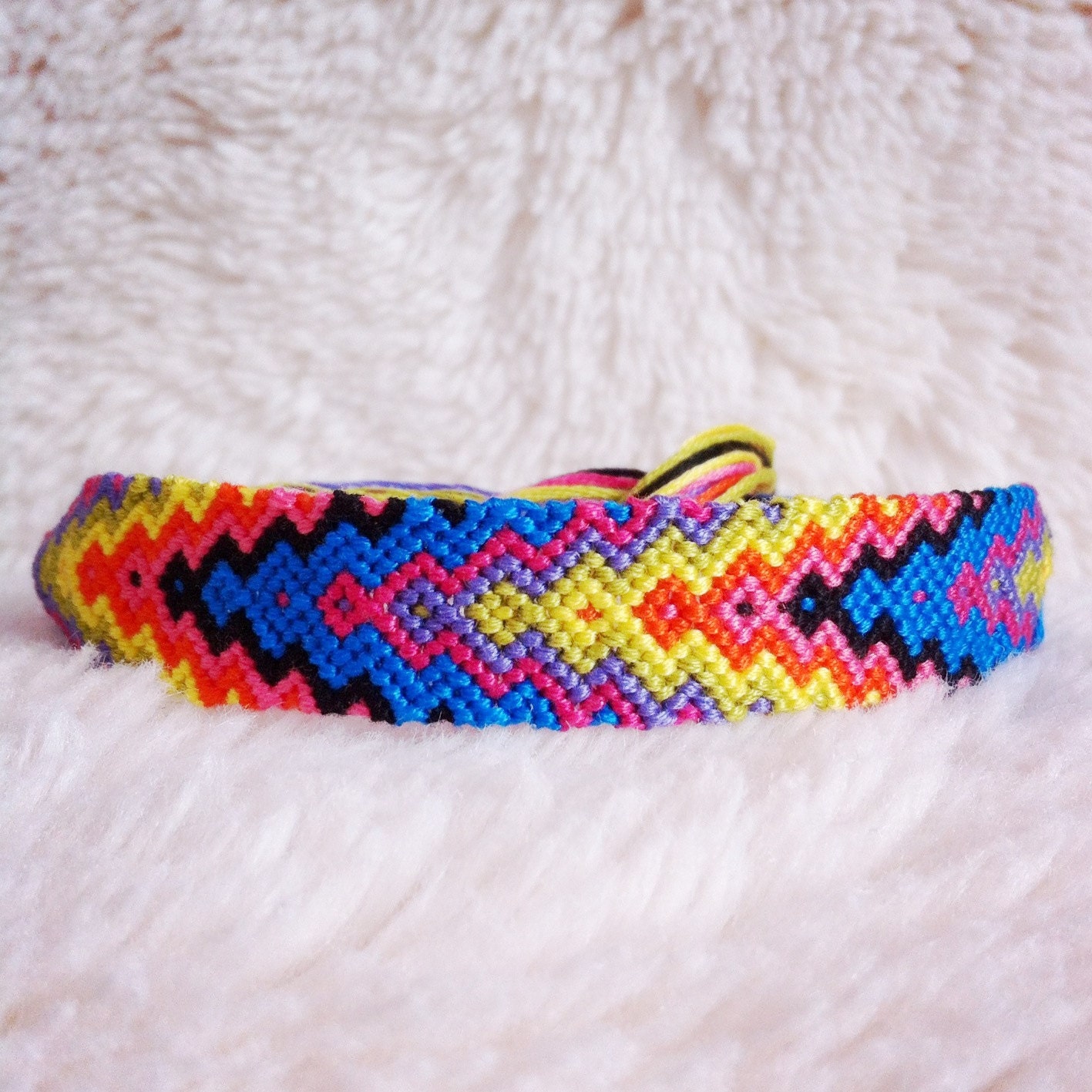 Friendship Bracelet - SALE: Braided Handmade Embroidery Floss Fiber Friendship Bracelet - Wide Graduated Arrowhead