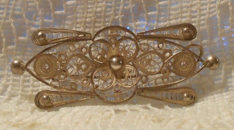 Victorian Sterling Silver Filigree Brooch Pin