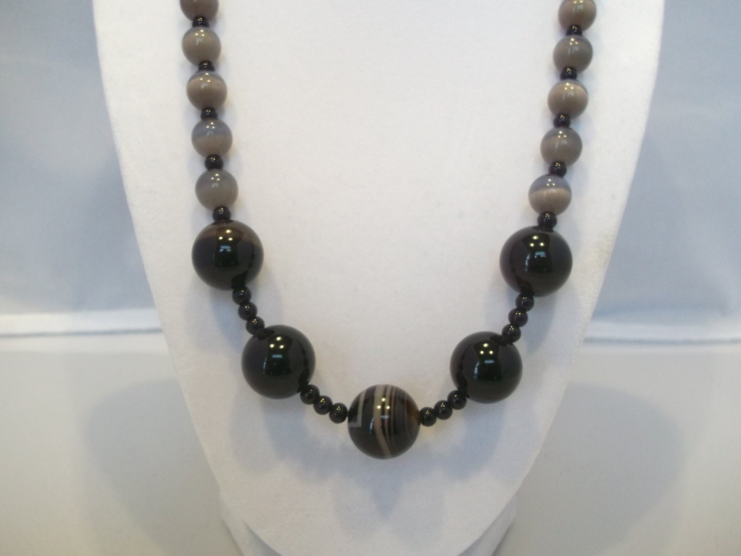 Banded Onyx & Cat's Eye Beaded Necklace, Beadwork